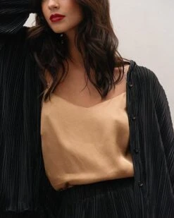 Chemise Duchesse Noir | Blouses & Chemises Grace & Mila Femme