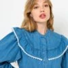 Chemise En Denim Et Volants Femme Double Stone | Blouses, Chemisiers Camaieu Femme -Vêtements Femme Soldes chemise en denim et volants femme double stone blouses chemisiers camaieu femme 1