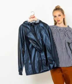 Coupe-vent Métallisé Femme Dark Navy | Manteaux,Doudounes Camaieu Femme -Vêtements Femme Soldes coupe vent mc3a9tallisc3a9 femme dark navy manteauxdoudounes camaieu femme 6