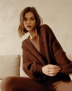 Gilet Daddy Chocolat | Pulls & Cardigans Grace & Mila Femme -Vêtements Femme Soldes gilet daddy chocolat pulls cardigans grace mila femme 2