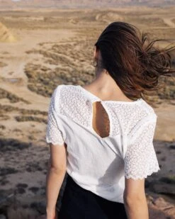 Teeshirt Caprice Ecru | Tops & Tee-shirts Grace & Mila Femme 8 Teeshirt Caprice Ecru | Tops & Tee-shirts Grace & Mila Femme -Vêtements Femme Soldes teeshirt caprice ecru tops tee shirts grace mila femme 3