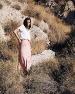 Teeshirt Carillon Ecru | Tops & Tee-shirts Grace & Mila Femme 8 Teeshirt Carillon Ecru | Tops & Tee-shirts Grace & Mila Femme -Vêtements Femme Soldes teeshirt carillon ecru tops tee shirts grace mila femme 3